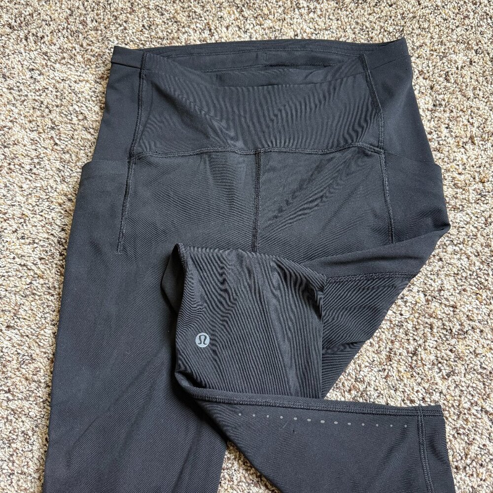 Lululemon tights with pockets